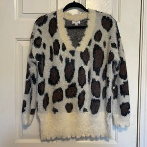 Umgee Womens Fuzzy Sweater